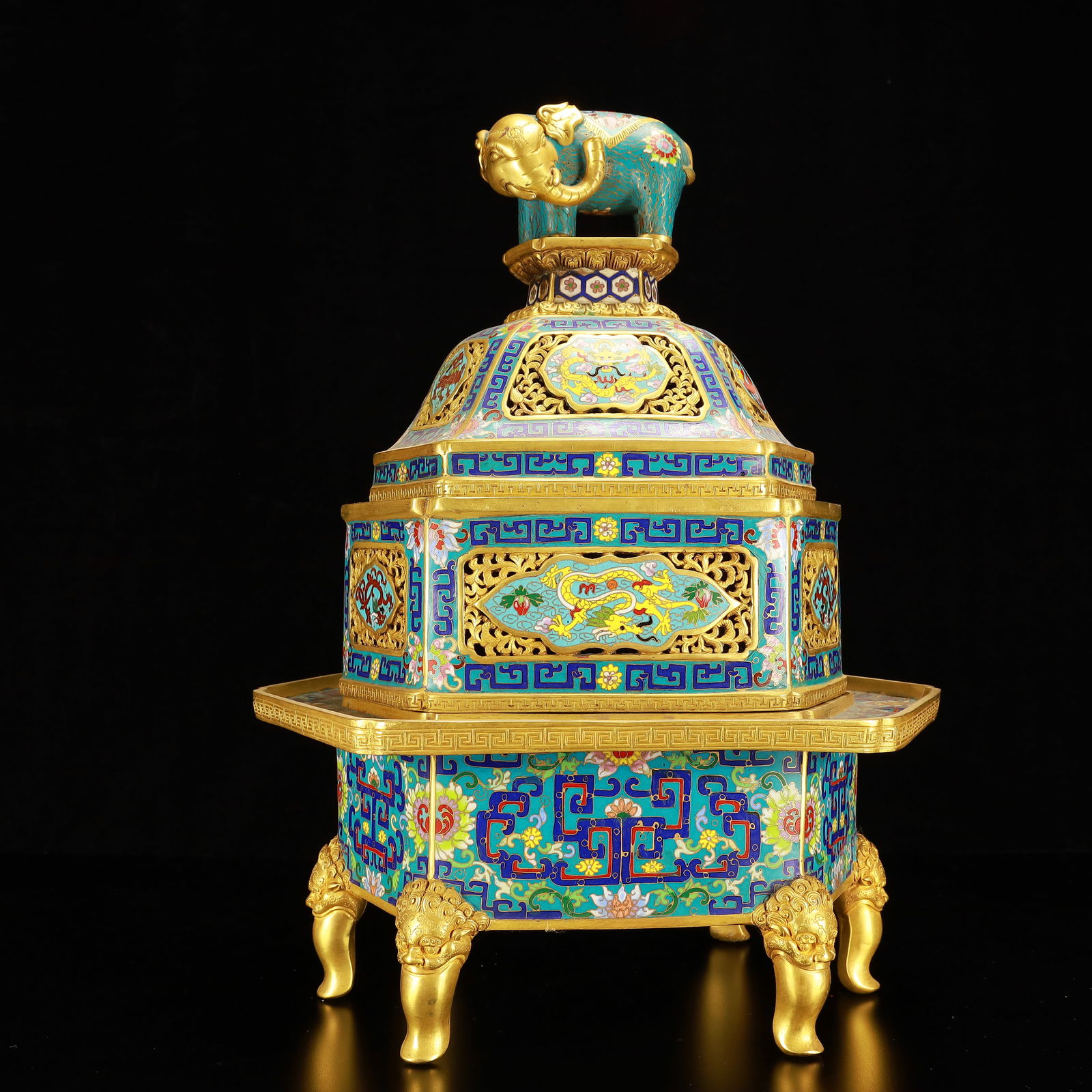 A Huge Cloisonne Lotus Dragon Pattern Beast-Legs Censer: A Huge Cloisonne Lotus Dragon Pattern Beast-Legs Censer,(A type of enamelware with metal wires separating colored glaze, originating in China),Qing Dynasty,China,Qianlong Six-character Mark,Size:13.8i