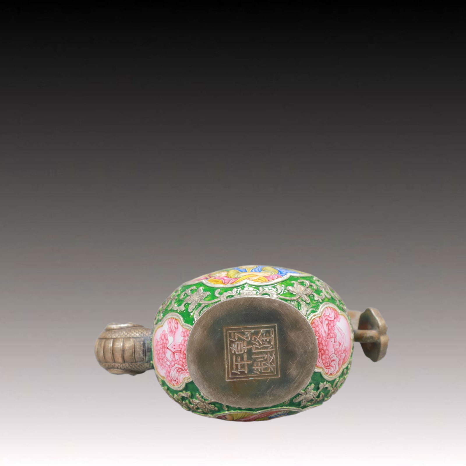 An Exquisite Painted Enamel Figure Pattern Ewer - 10