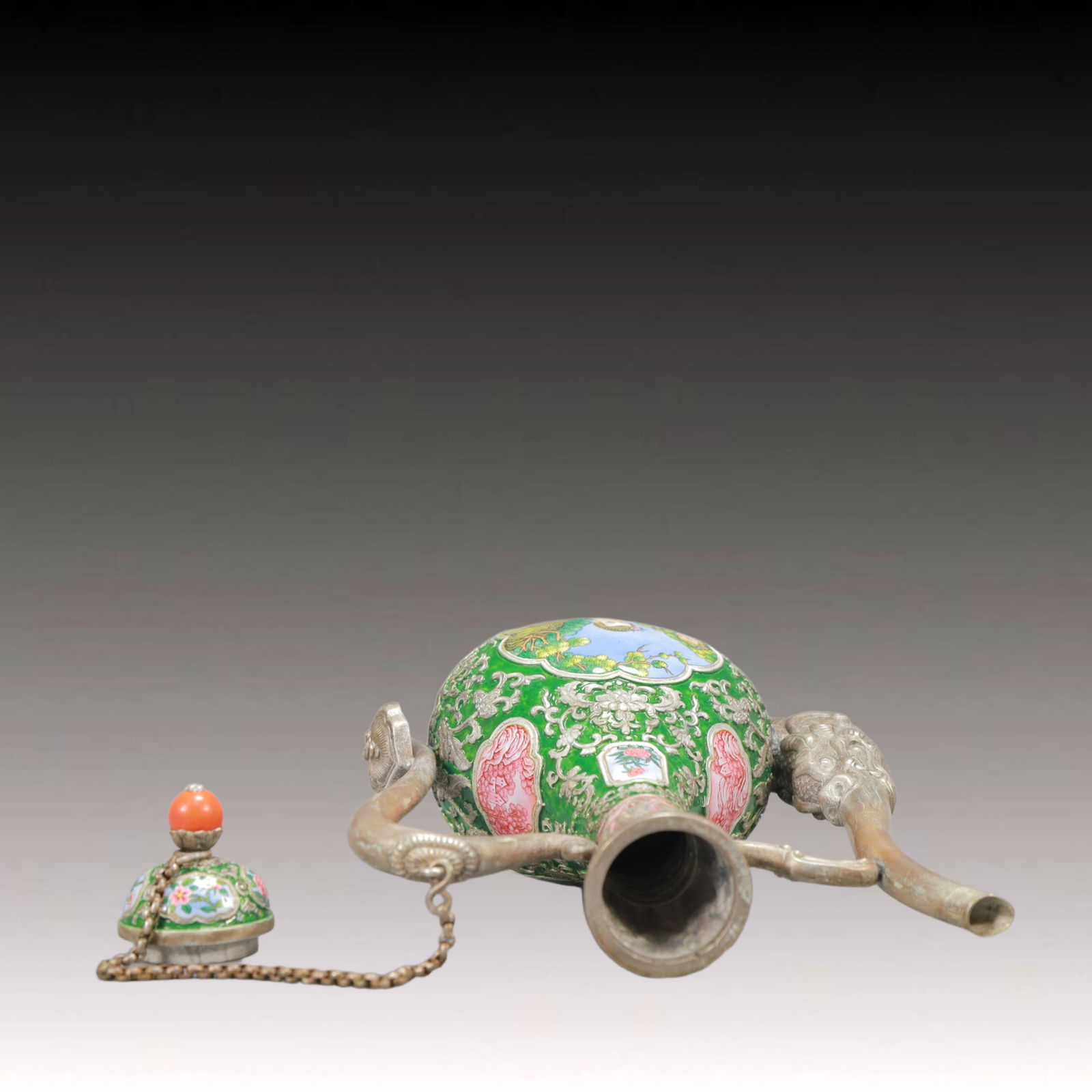 An Exquisite Painted Enamel Figure Pattern Ewer - 9