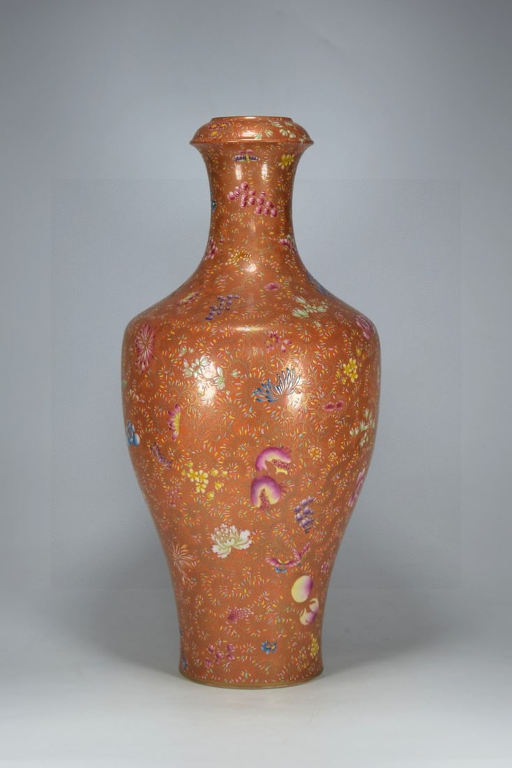 A Huge Purplish Gold Glazed Famille-Rose Painted Gold Flower and Fruit Pattern Vase: A Huge Purplish Gold Glazed Famille-Rose Painted Gold Flower and Fruit Pattern Vase,Qing Dynasty, China,Yongzheng Four-character Mark,Size:18.5inx9.4in 紫金釉粉彩描