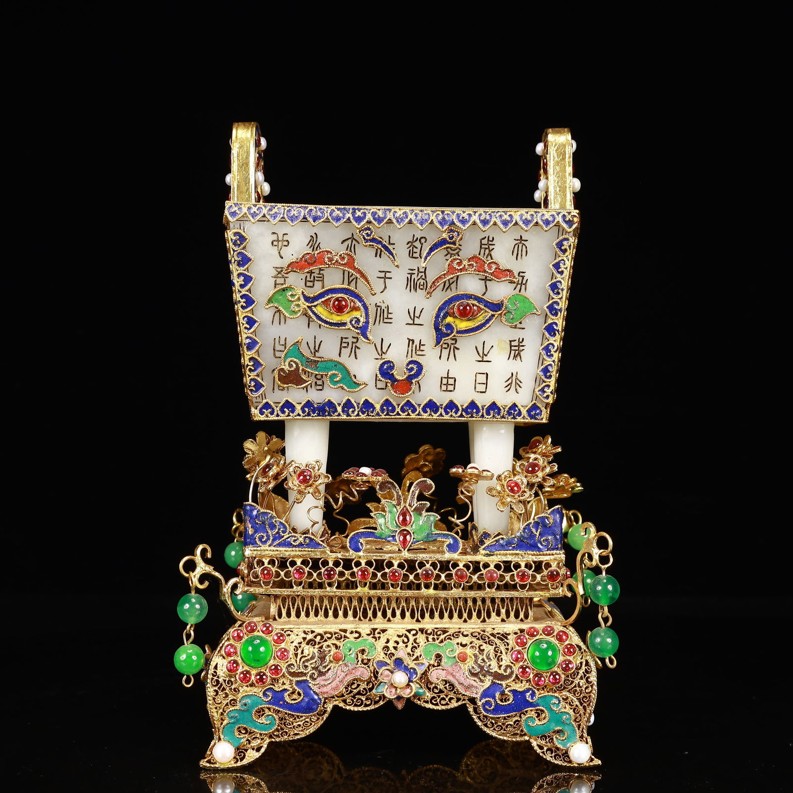 An Exquisite Filigree and Gilding Inlaid White Jade Double-Ears Four Legs Ding,Inlaid Gems: An Exquisite Filigree and Gilding Inlaid White Jade Double-Ears Four Legs Ding,Inlaid Gems,Qing Dynasty, China,Qianlong Four-Character Mark,Size:4.7inx3.5inx8.7in,Weight:1050g 