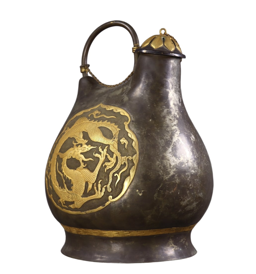 A Rare Gilt Bronze Dragon Pattern Pot - 3