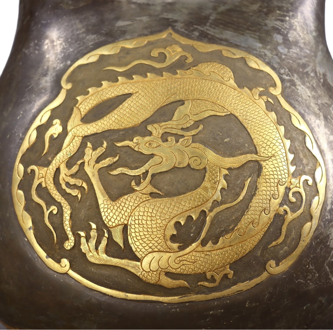 A Rare Gilt Bronze Dragon Pattern Pot - 8