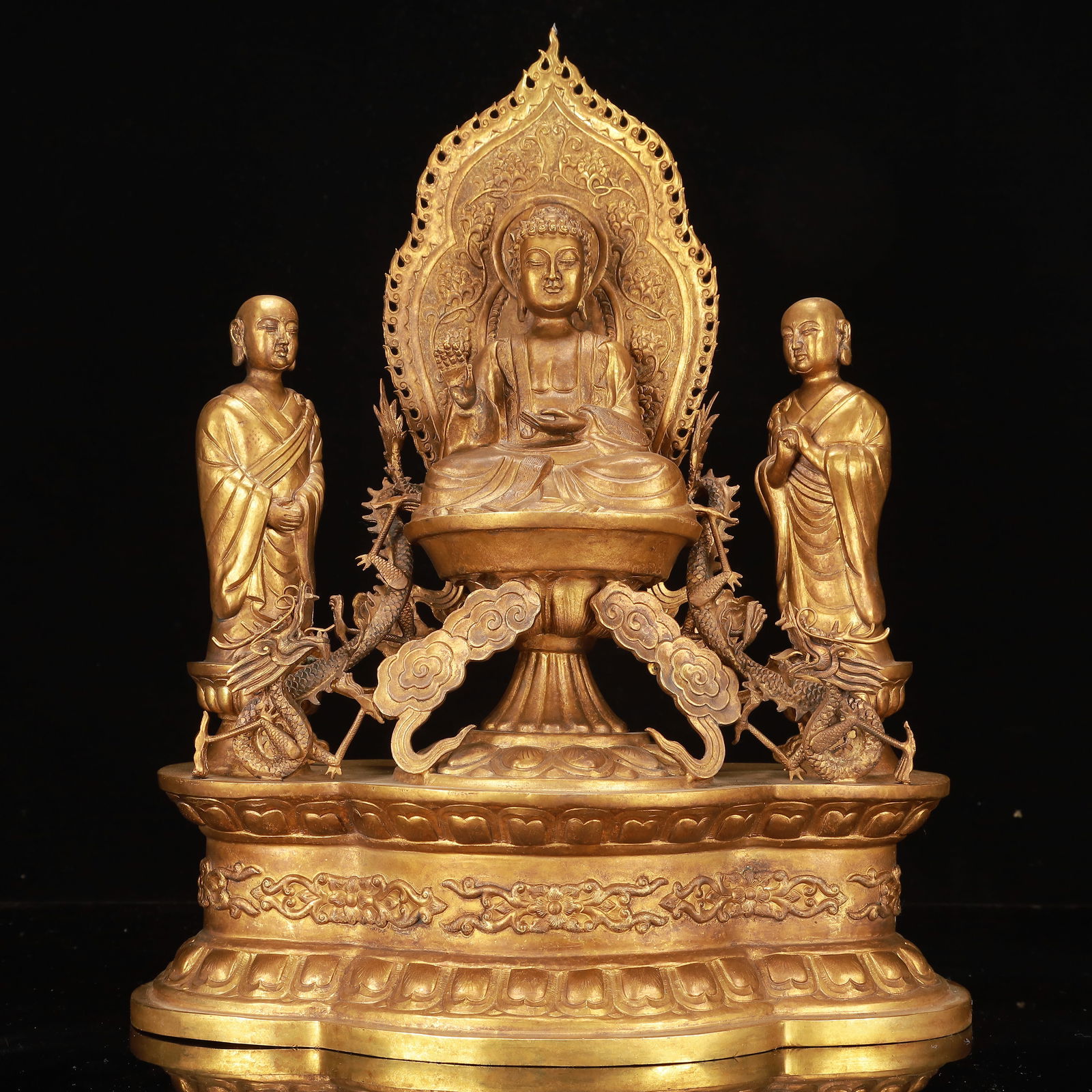 A Rare Gilt Bronze Buddha Statue: A Rare Gilt Bronze Buddha Statue,Qing Dynasty, China,Size:15.7inx7.1inx17.7in,Weight:5550g 铜鎏金佛像,中国清代