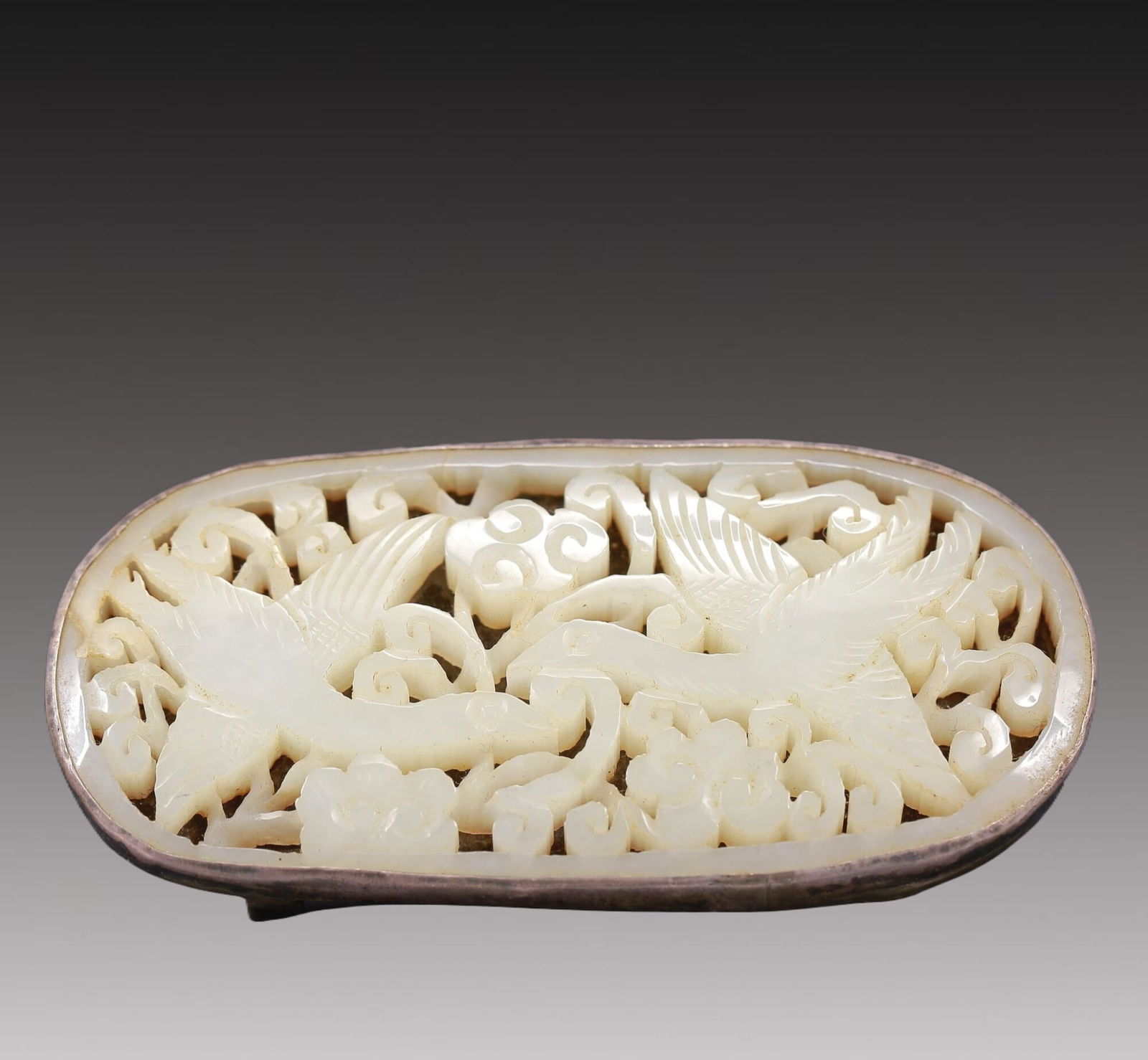 An Excellent White Jade Silver-Mounted 'Auspicious Cloud& Crane' Belt-Buckle (1 of 4)