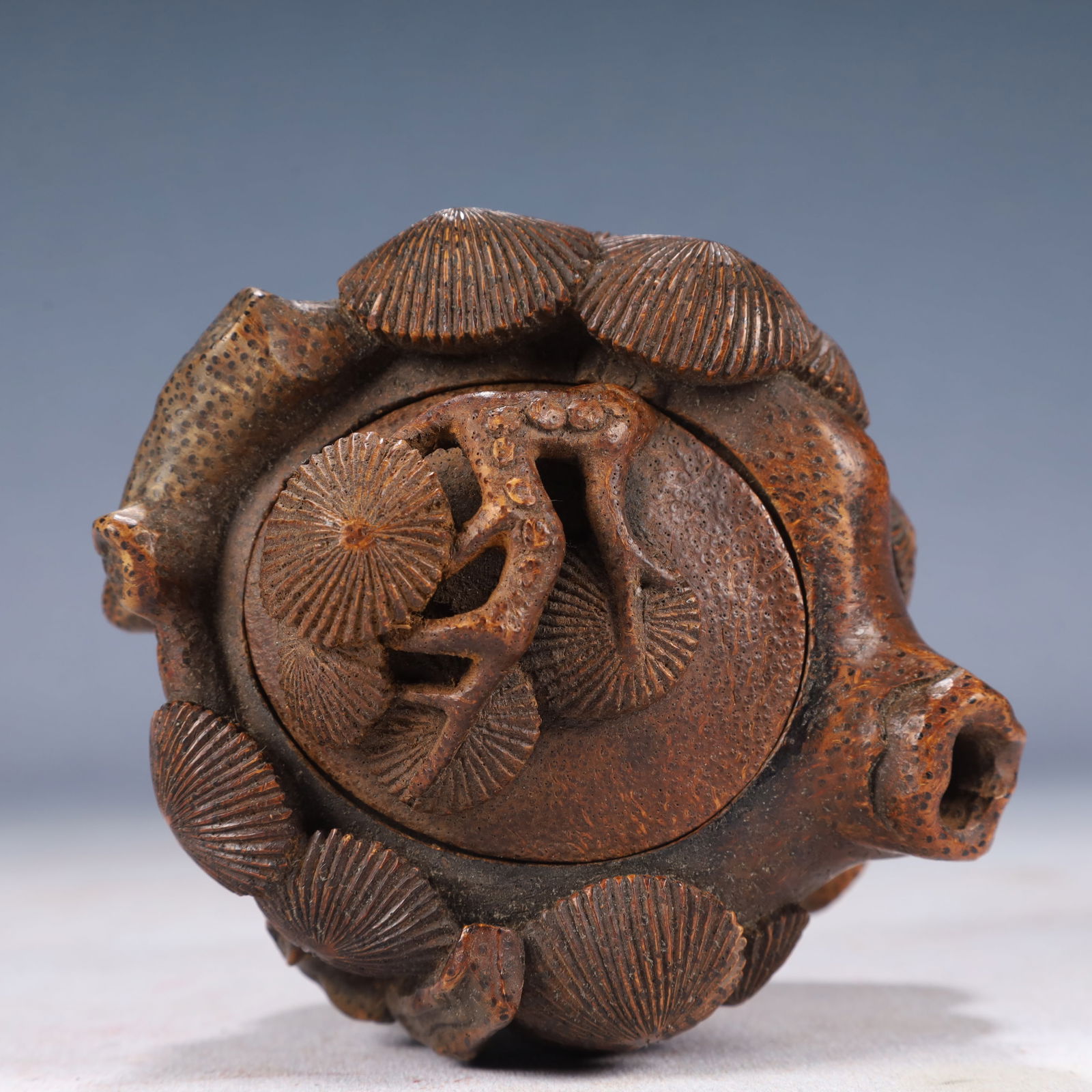 An Exquisite Bamboo Pine Pattern Teapot - 7