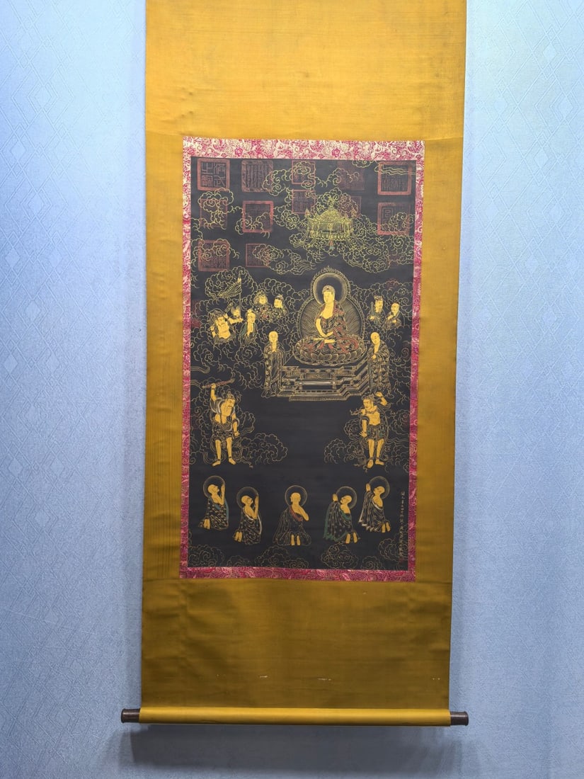 A Chinese Vertical Scroll Ink Painting of Buddha on Silk,Wu Daozi: A Chinese Vertical Scroll Ink Painting of Buddha on Silk,Wu Daozi,Size:22.8inx42in 一幅中国水墨绢本佛像图立轴,吴$