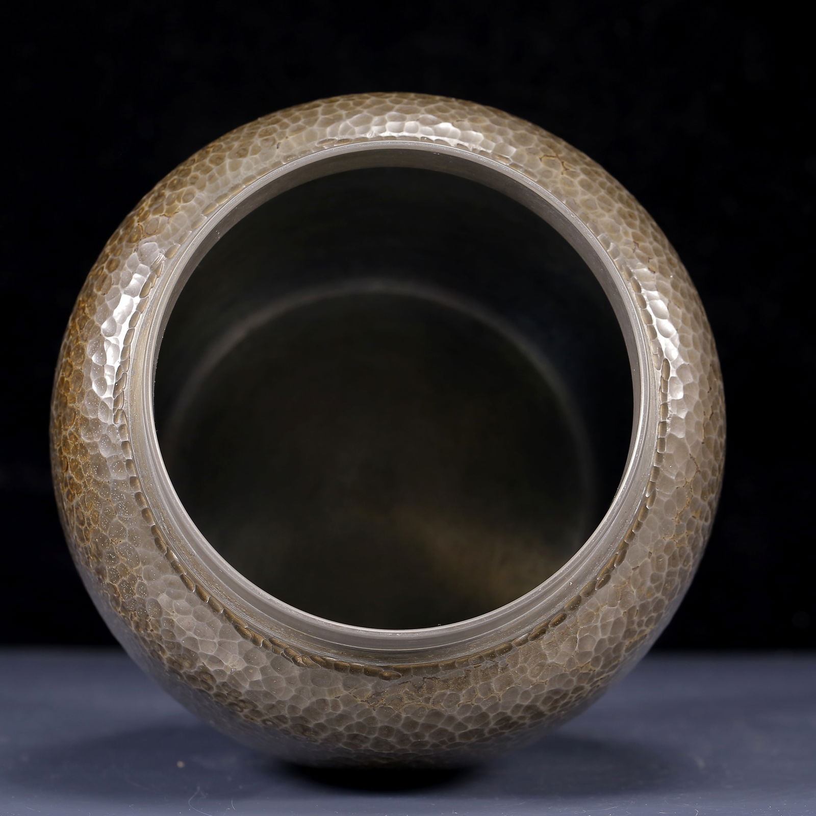 An Exquisite Tin Tea Caddy - 7