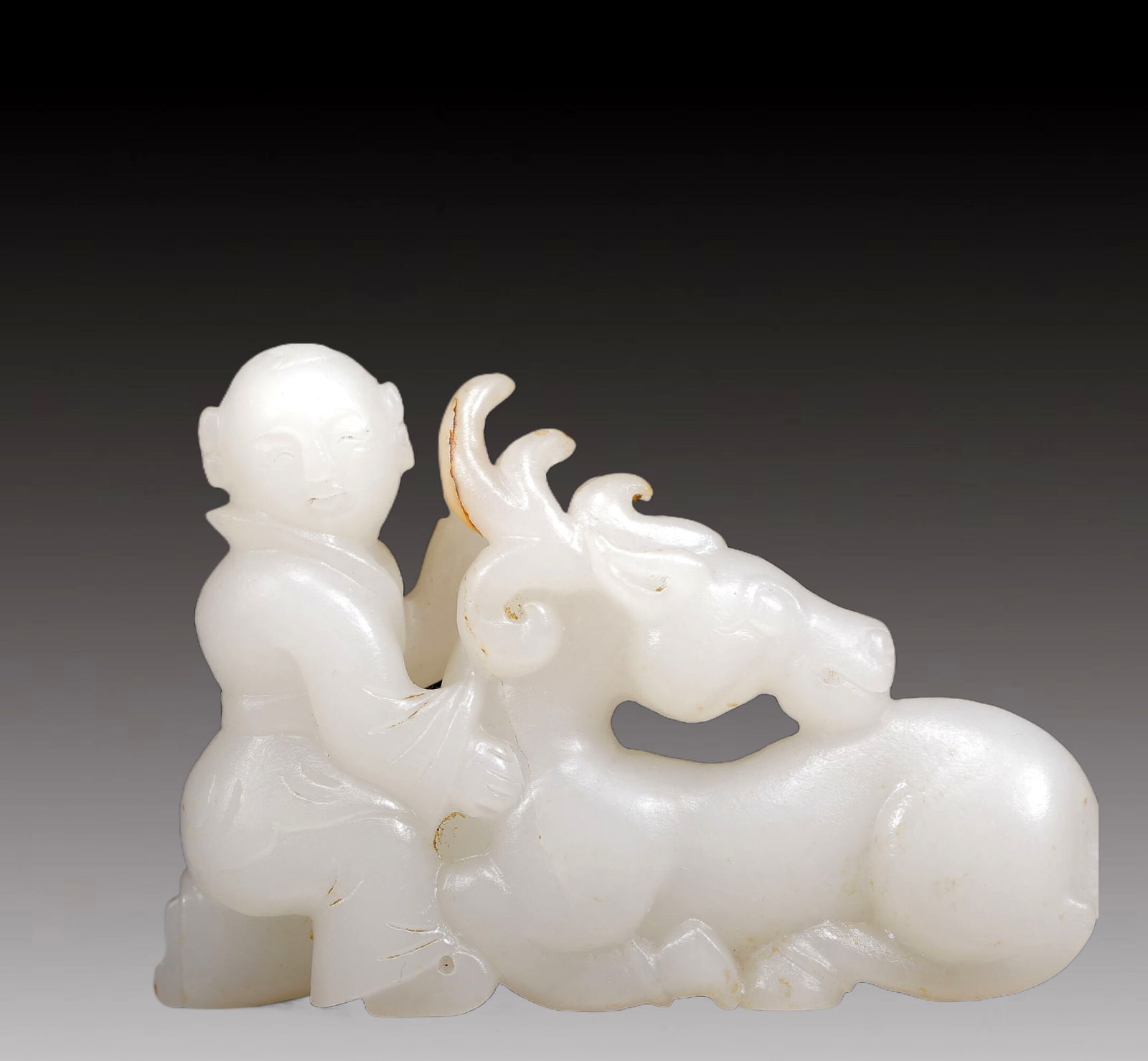 An Exquisite White Jade Figure and Deer Ornament: An Exquisite White Jade Figure and Deer Ornament,Qing Dynasty, China,Size:3.5inx0.8inx2.4in,Weight:155g 白玉人物和鹿摆件，清代