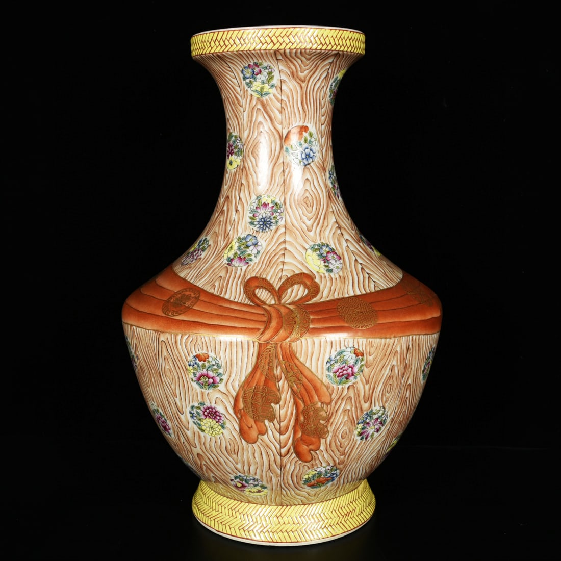 A Rare Imitation Wood Grain Glazed Enamel Painted Gold Flower Pattern Vase: A Rare Imitation Wood Grain Glazed Enamel Painted Gold Flower Pattern Vase,Qing Dynasty, China,Qianlong Six-character Mark,Size:13.6inx9.1in 木纹釉珐琅彩描