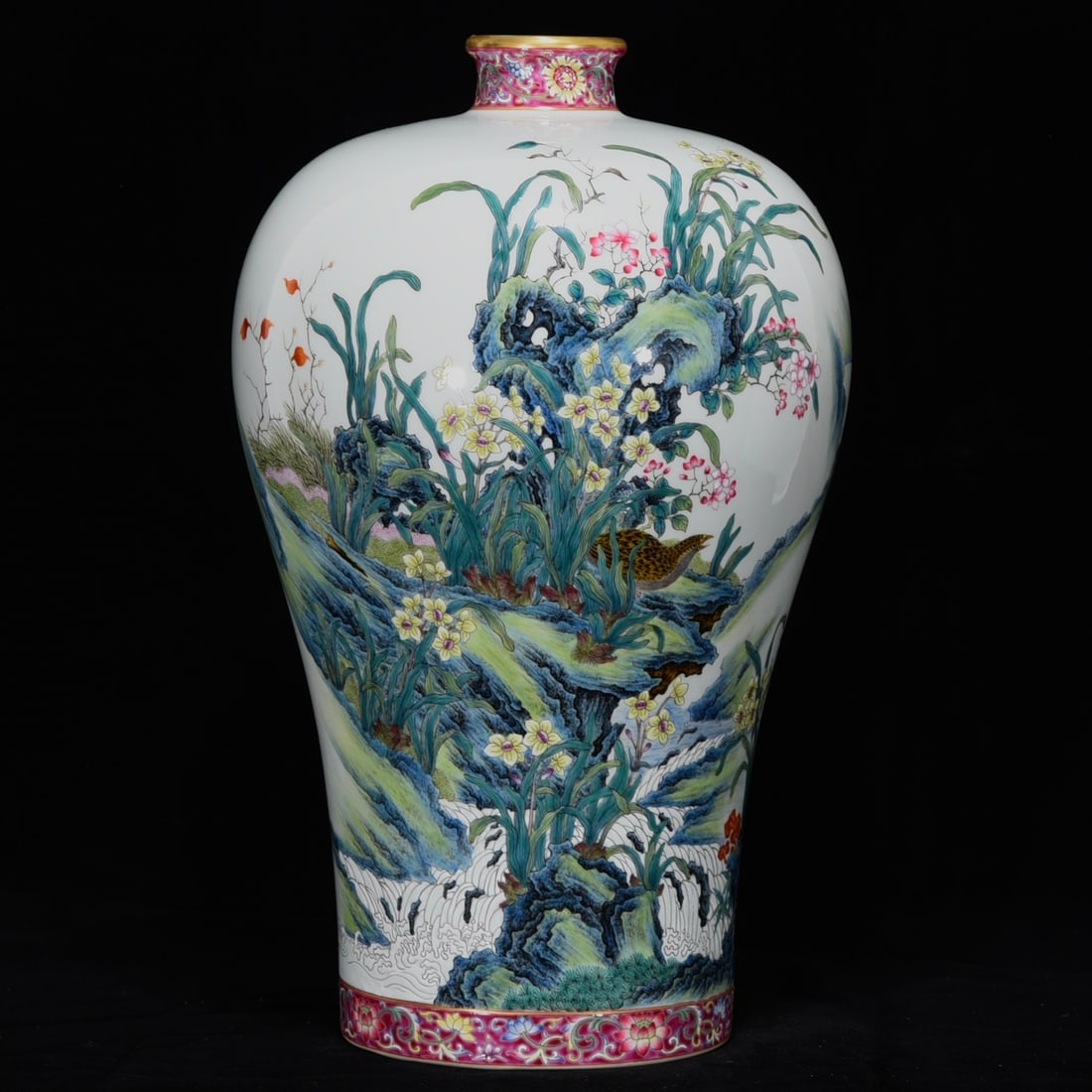 A Rare Famille-Rose Painted Gold Flower and Bird Pattern Vase,With Poem: A Rare Famille-Rose Painted Gold Flower and Bird Pattern Vase,With Poem,Qing Dynasty, China,Yongzheng Six-character Mark,Size:15inx9.1in 粉彩描金花鸟纹瓶
