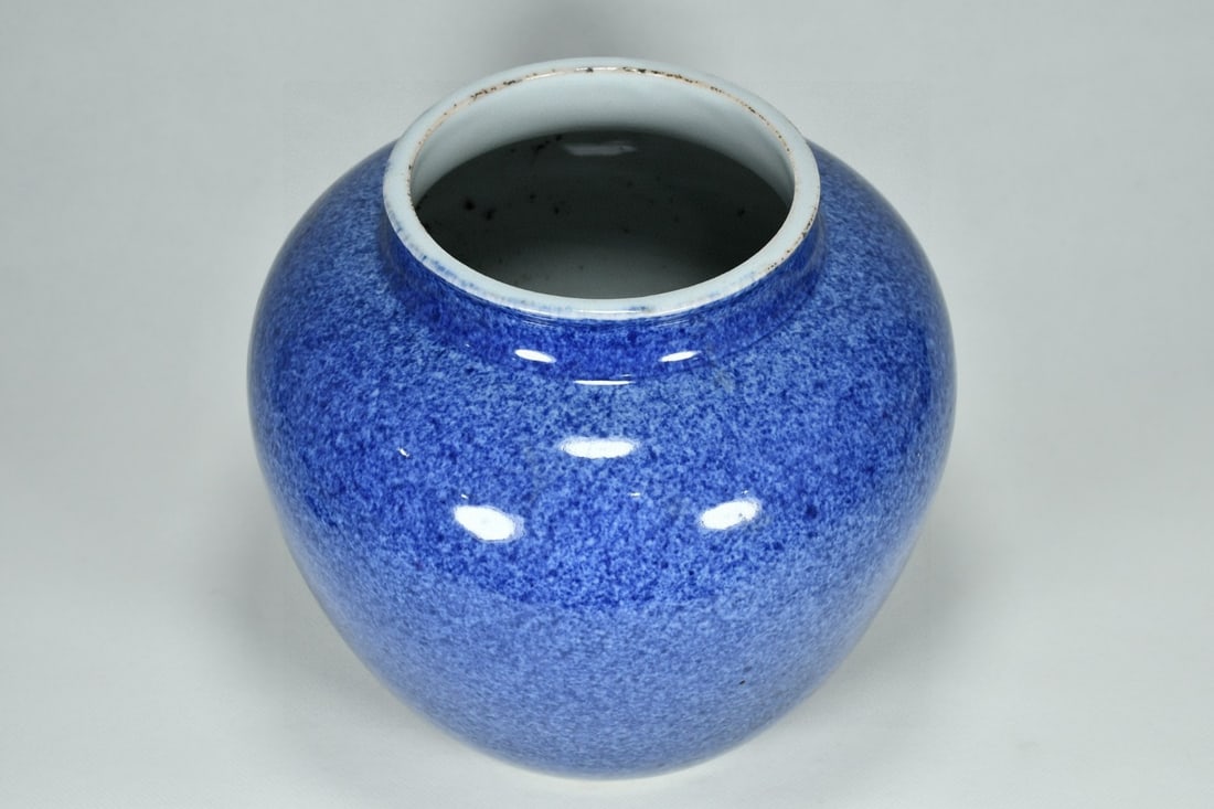 An Exquisite Blue Glazed Jar - 2