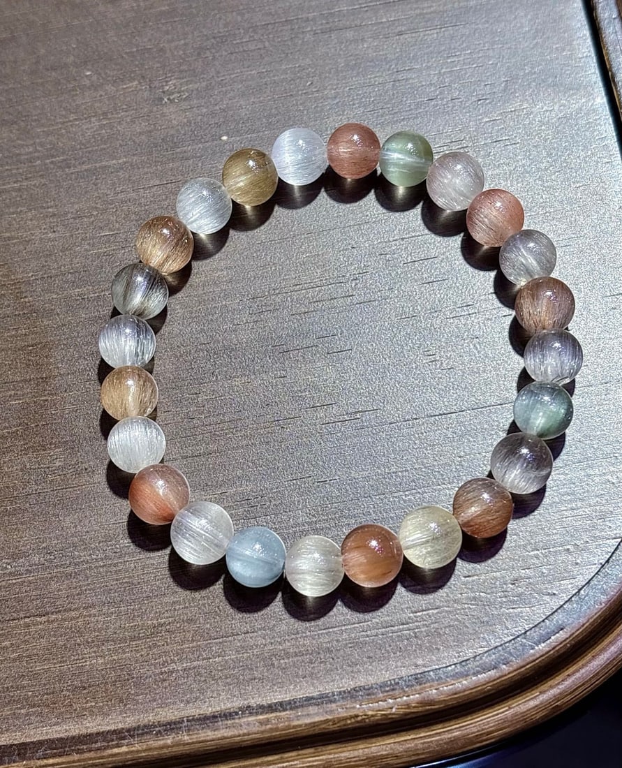 An Exquisite Crystal Bracelets: An Exquisite Crystal Bracelets,Size:8.3mm,Weight:17.9g 水晶手串