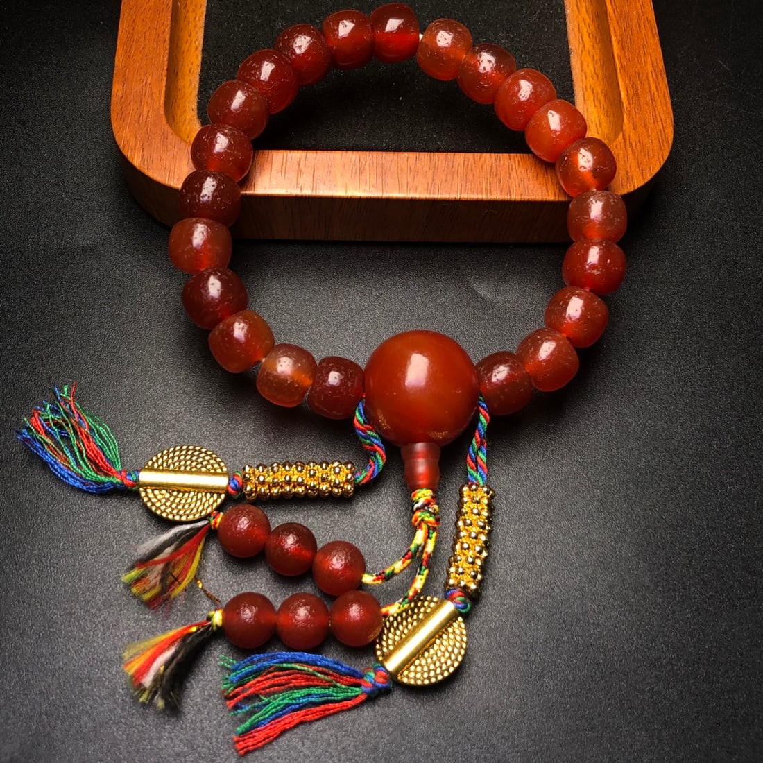 An Exquisite Agate Bracelets - 4