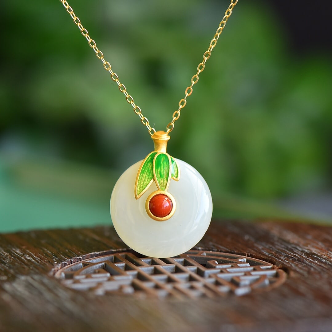 A Set of Fine Sterling Silver-Gold Plated Inlaid White Jade Jewelrys: A Set of Fine Sterling Silver-Gold Plated Inlaid White Jade Jewelrys 一套纯银镀金镶白玉首饰