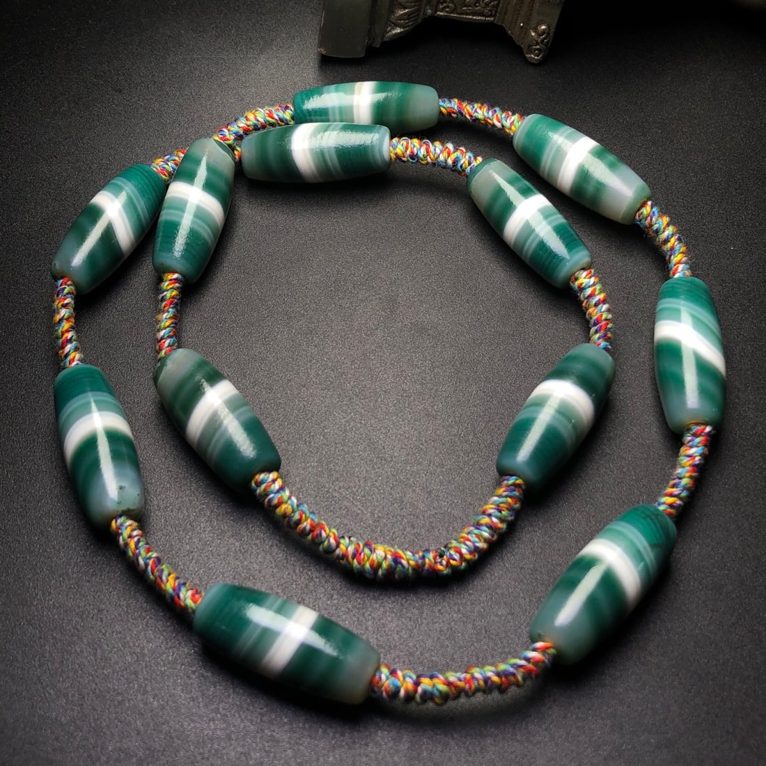 An Exquisite Agate Necklace: An Exquisite Agate Necklace,Size:30mmx12mm 玛瑙项链