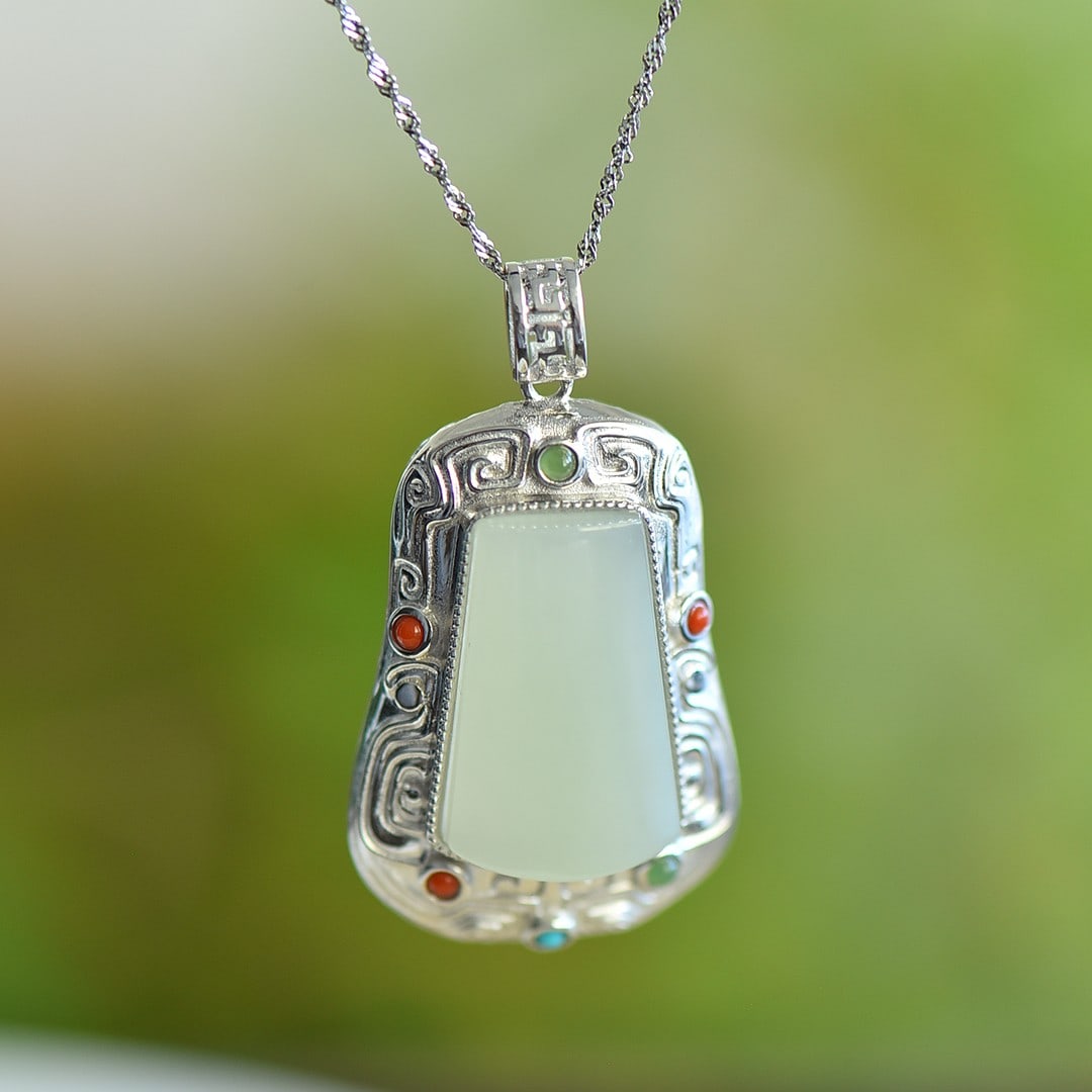 An Exquisite Sterling Silver Inlaid White Jade Enamel Pendant: An Exquisite Sterling Silver Inlaid White Jade Enamel Pendant 纯银镶白玉珐琅吊坠