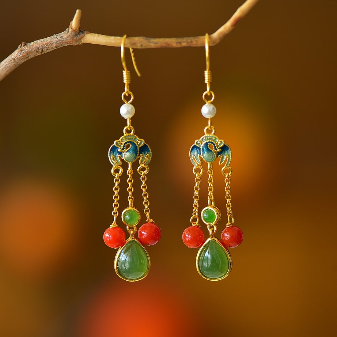 A Pair of Exquisite Sterling Silver-Gold Plated Inlaid Jasper Earrings (1 of 5)