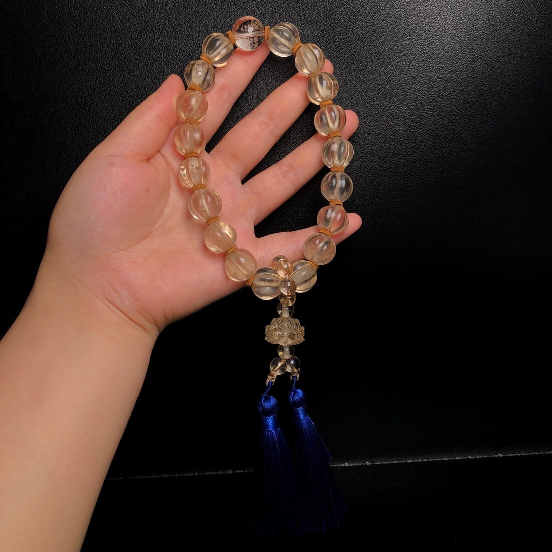 An Exquisite Crystal Bracelets - 2
