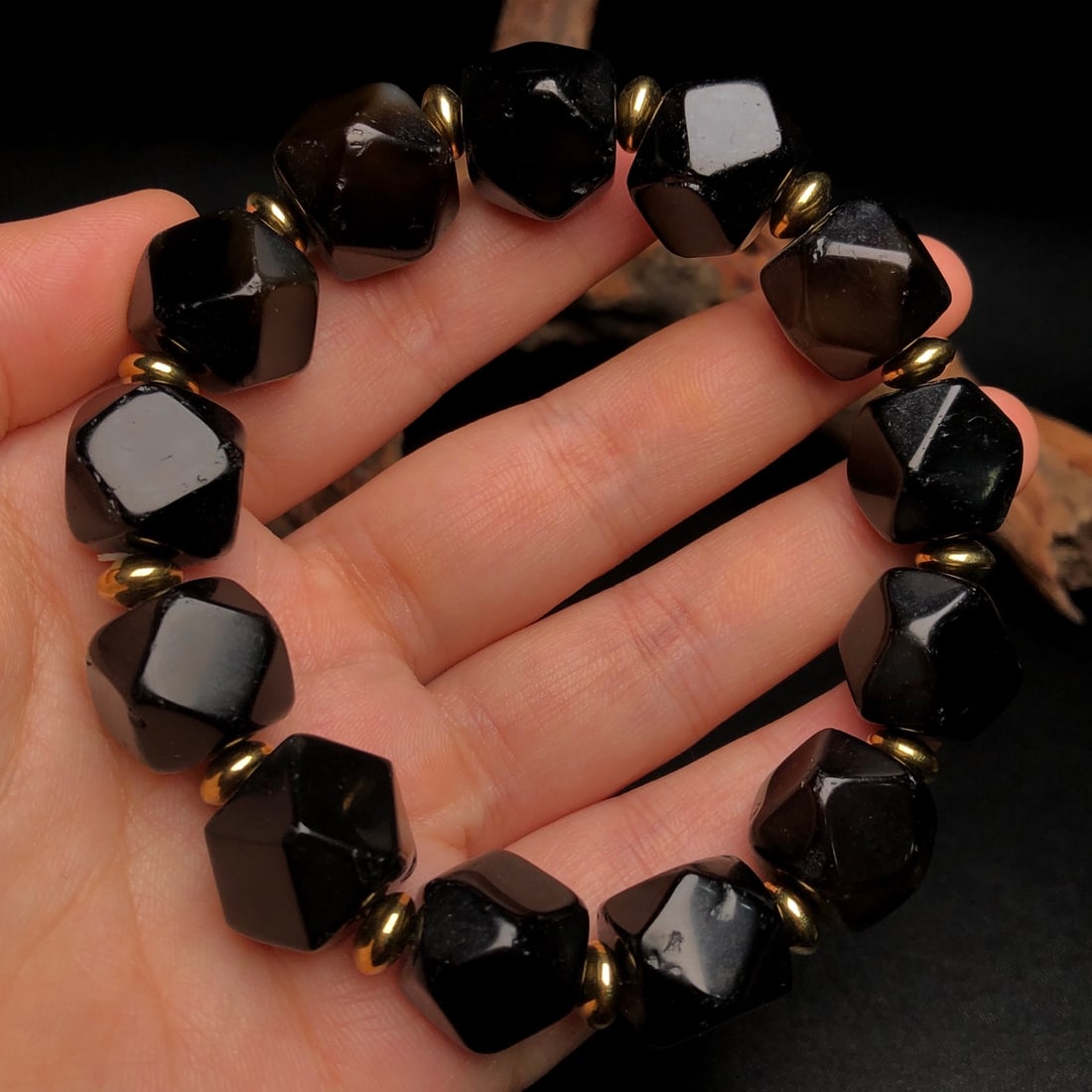 An Exquisite Agate Bracelets - 3