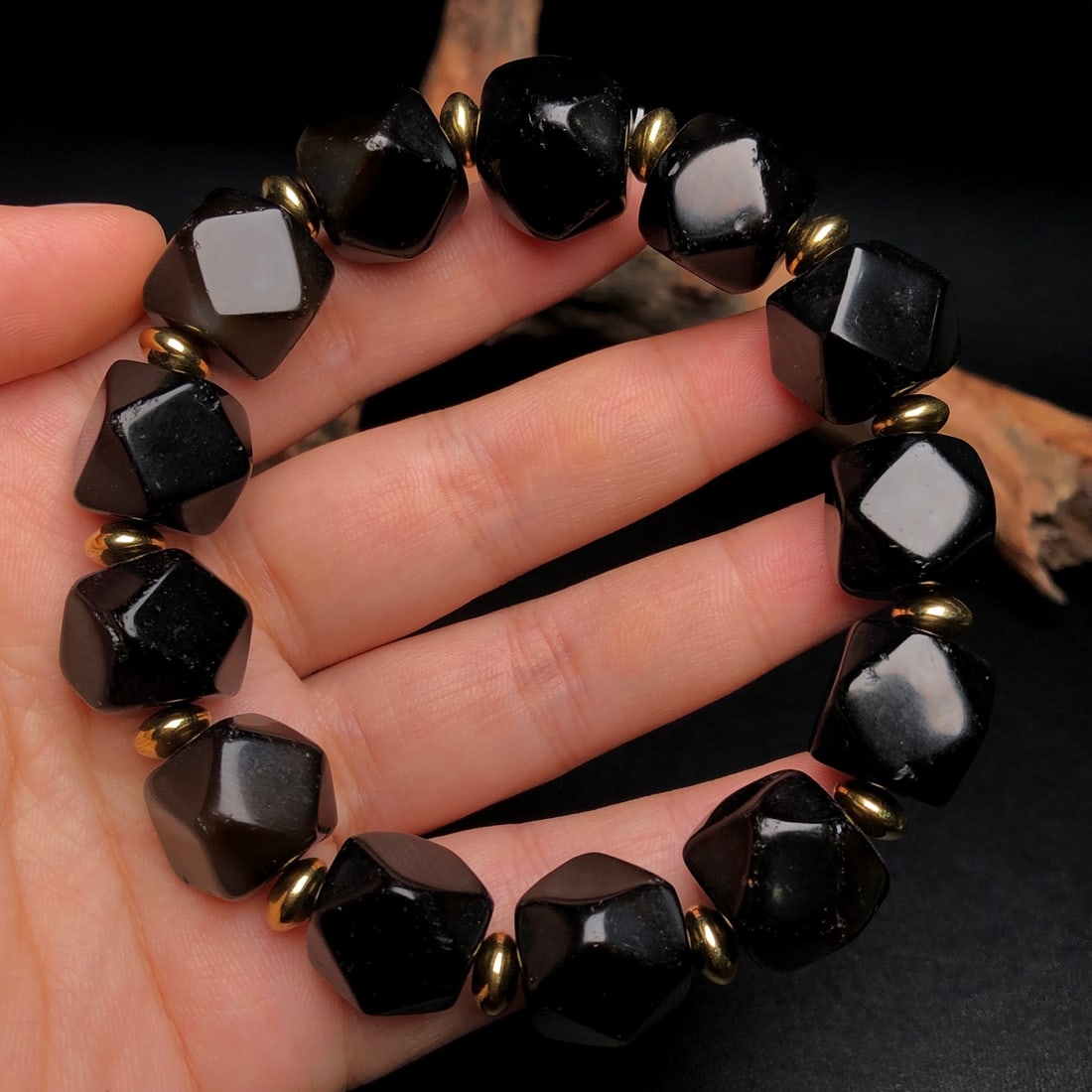 An Exquisite Agate Bracelets - 5