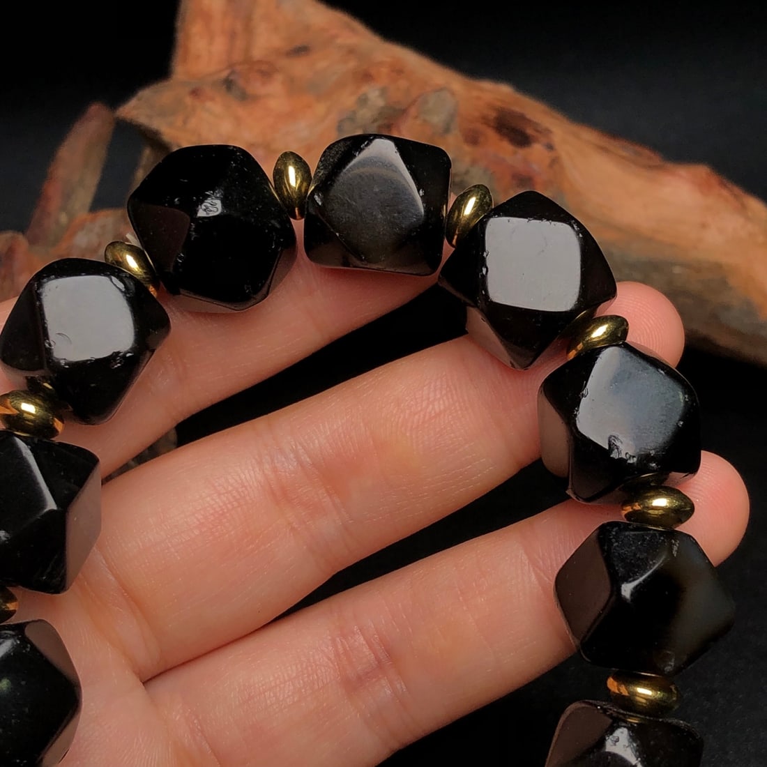 An Exquisite Agate Bracelets - 6