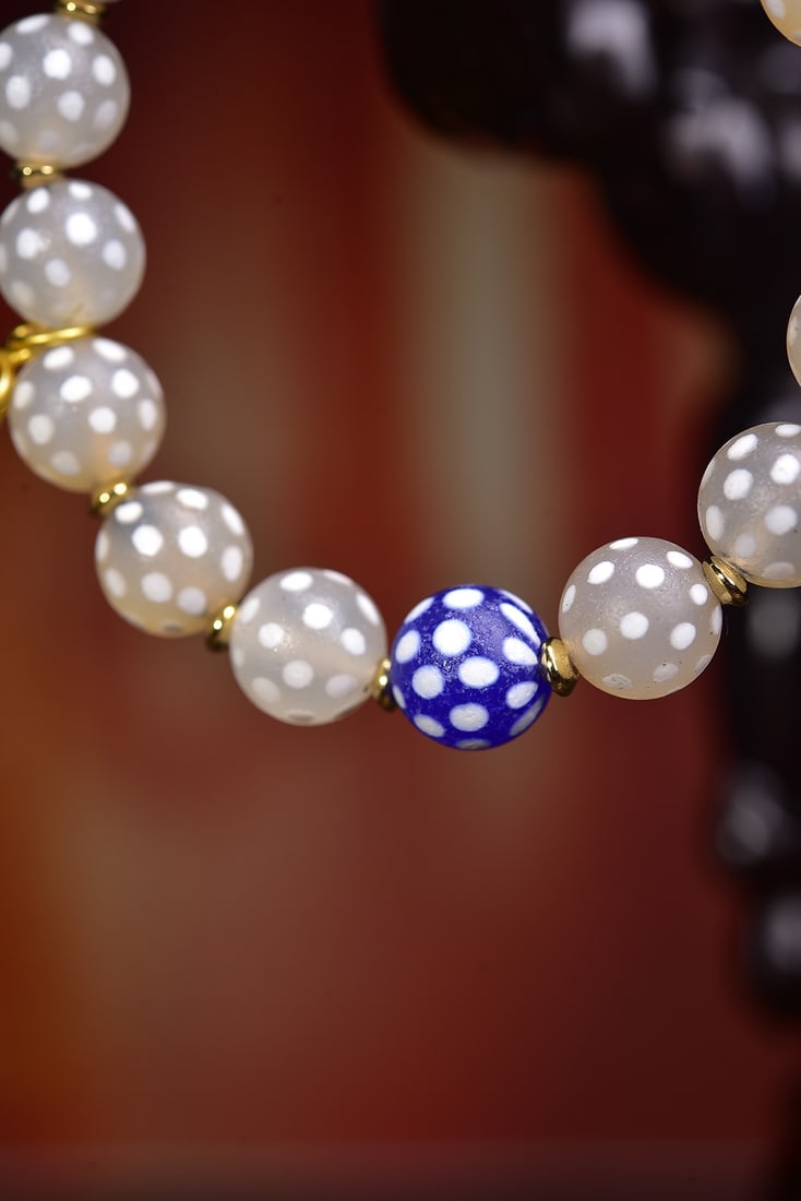 An Exquisite Dzi Bead Bracelets - 3