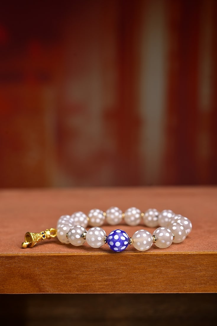 An Exquisite Dzi Bead Bracelets - 5