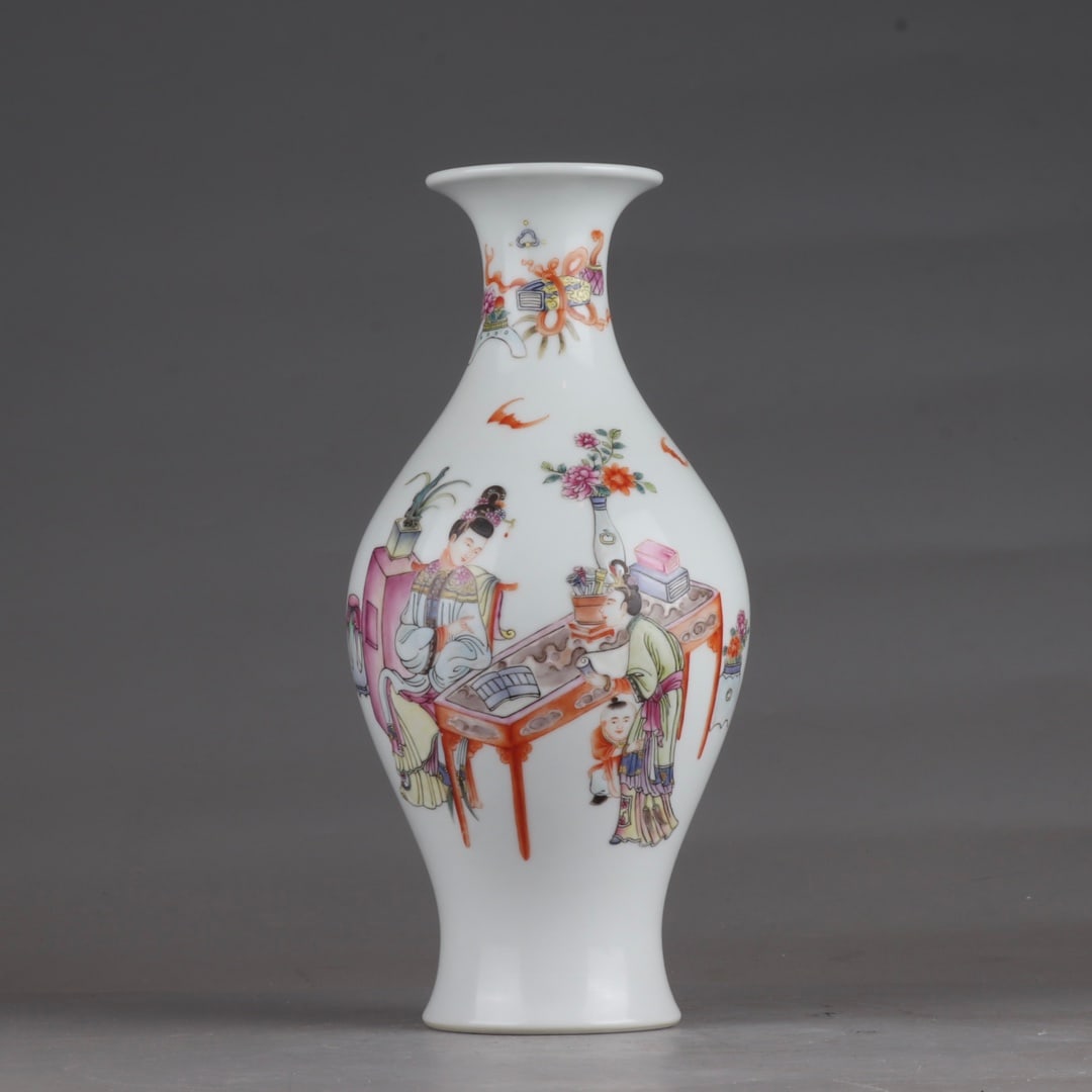 An Exquisite Famille-Rose Character and Story Pattern Vase: An Exquisite Famille-Rose Character and Story Pattern Vase,Qing Dynasty,China,Yongzheng Six-character Mark,Size:10.2inx4.9in 粉彩人物故事纹瓶,中&#