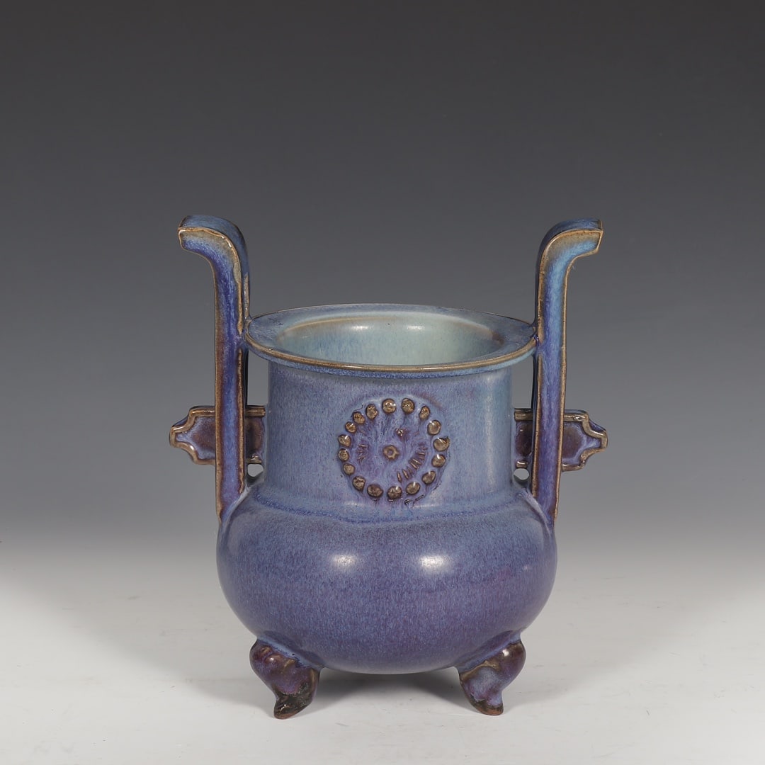An Exquisite Jun yao Purple Glazed Double-Ears and Tripod Censer (1 of 8)