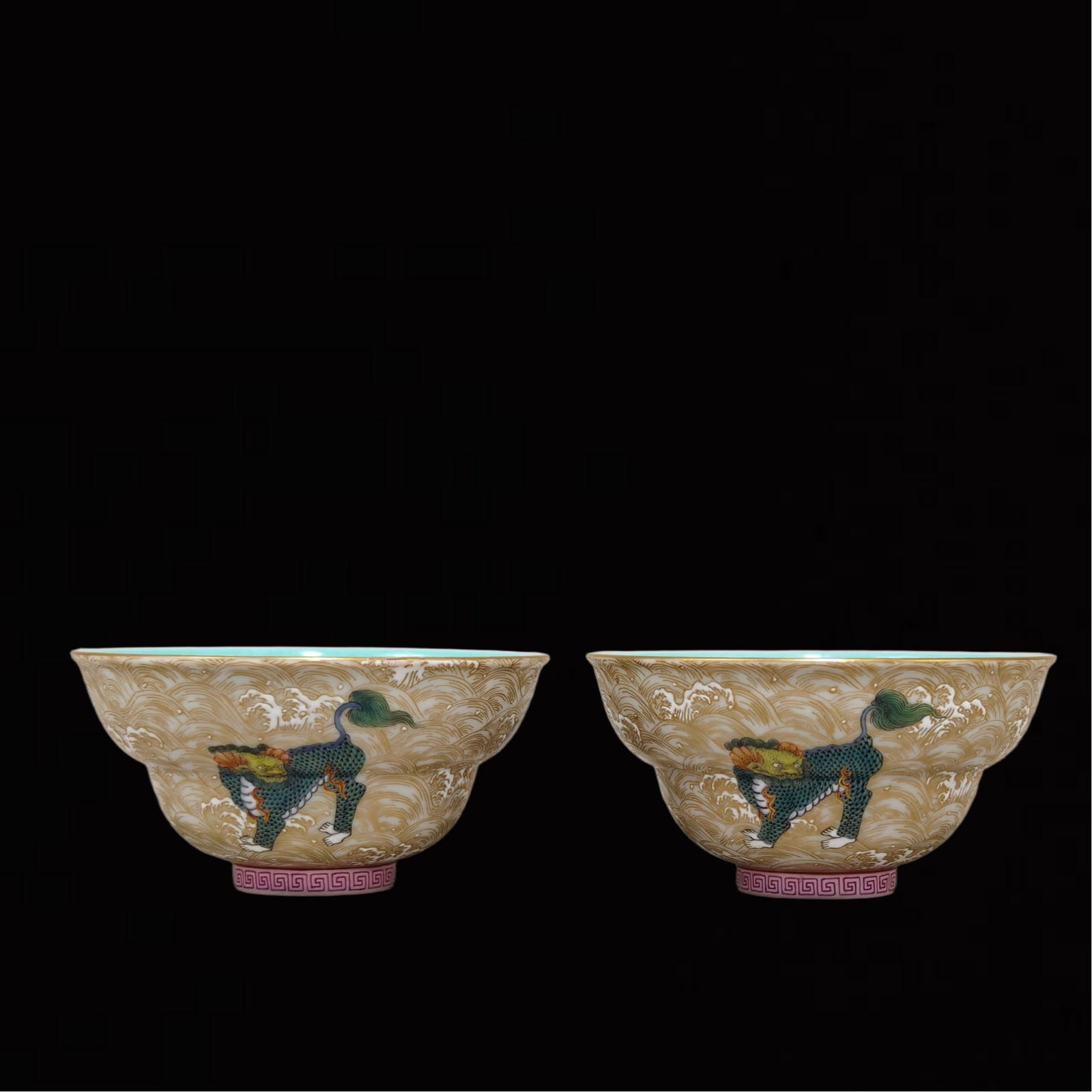 A Pair of Exquisite Famille-Rose Auspicious Beast Pattern Cups: A Pair of Exquisite Famille-Rose Auspicious Beast Pattern Cups,Qing Dynasty,China,Qianlong Six-character Mark,Size:1.8inx3.5in 一对粉彩瑞兽纹杯,中