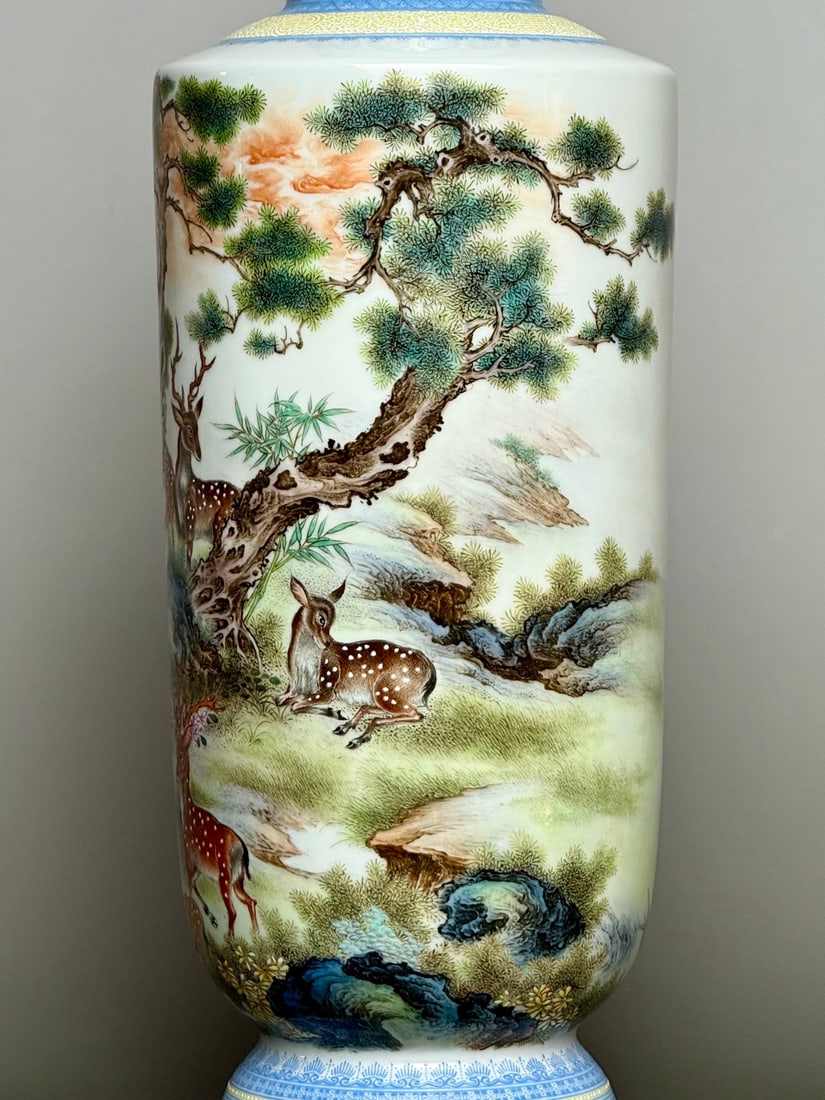 An Exquisite Enamel Pine and Deer Pattern Vase - 6
