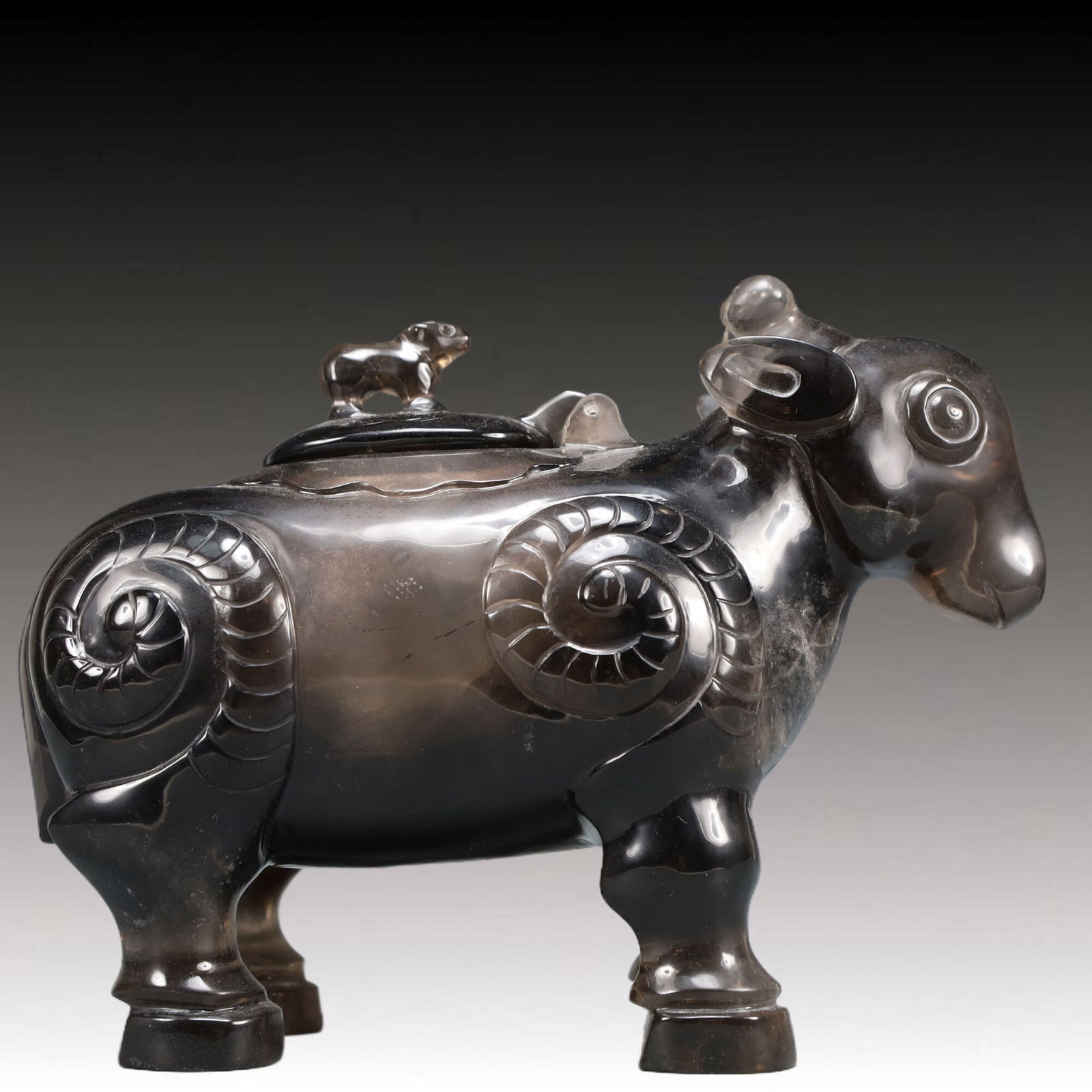 An Exquisite Crystal Horse-Shaped Censer (1 of 11)