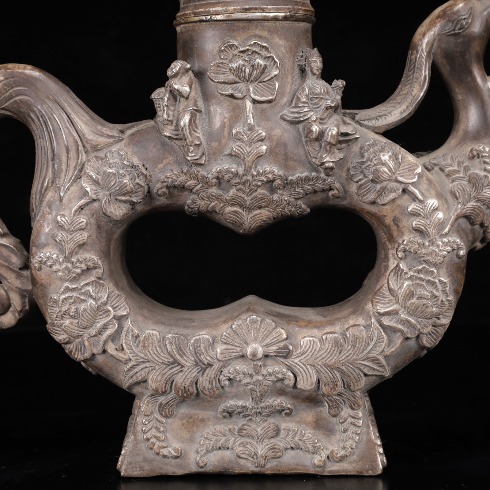 An Exquisite Silver Flower Pattern Phoenix Ornament - 10