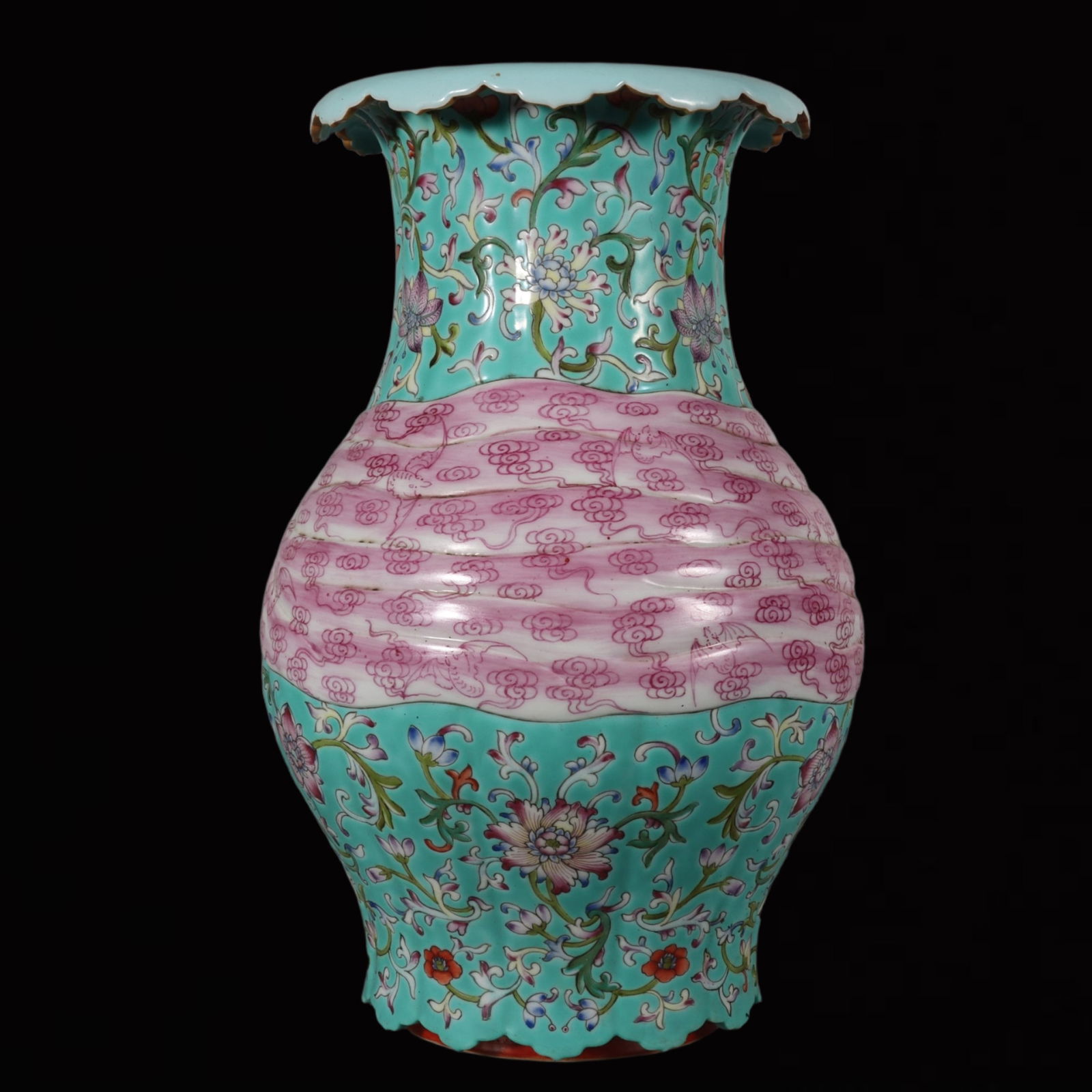 A Rare Green Ground Famille-Rose Lotus Pattern Vase: A Rare Green Ground Famille-Rose Lotus Pattern Vase,Qing Dynasty, China,Qianlong Six-character Mark,Size:12.4inx6.7in 