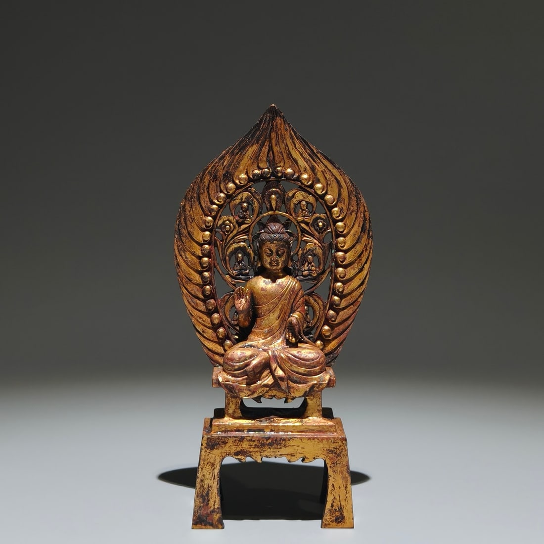A Solemn Gilt Bronze Statue of Bodhisattva: A Solemn Gilt Bronze Statue of Bodhisattva,Tang Dynasty,China,Size:7.9inx3.9inx1.6in 铜鎏金菩萨像,中国唐代