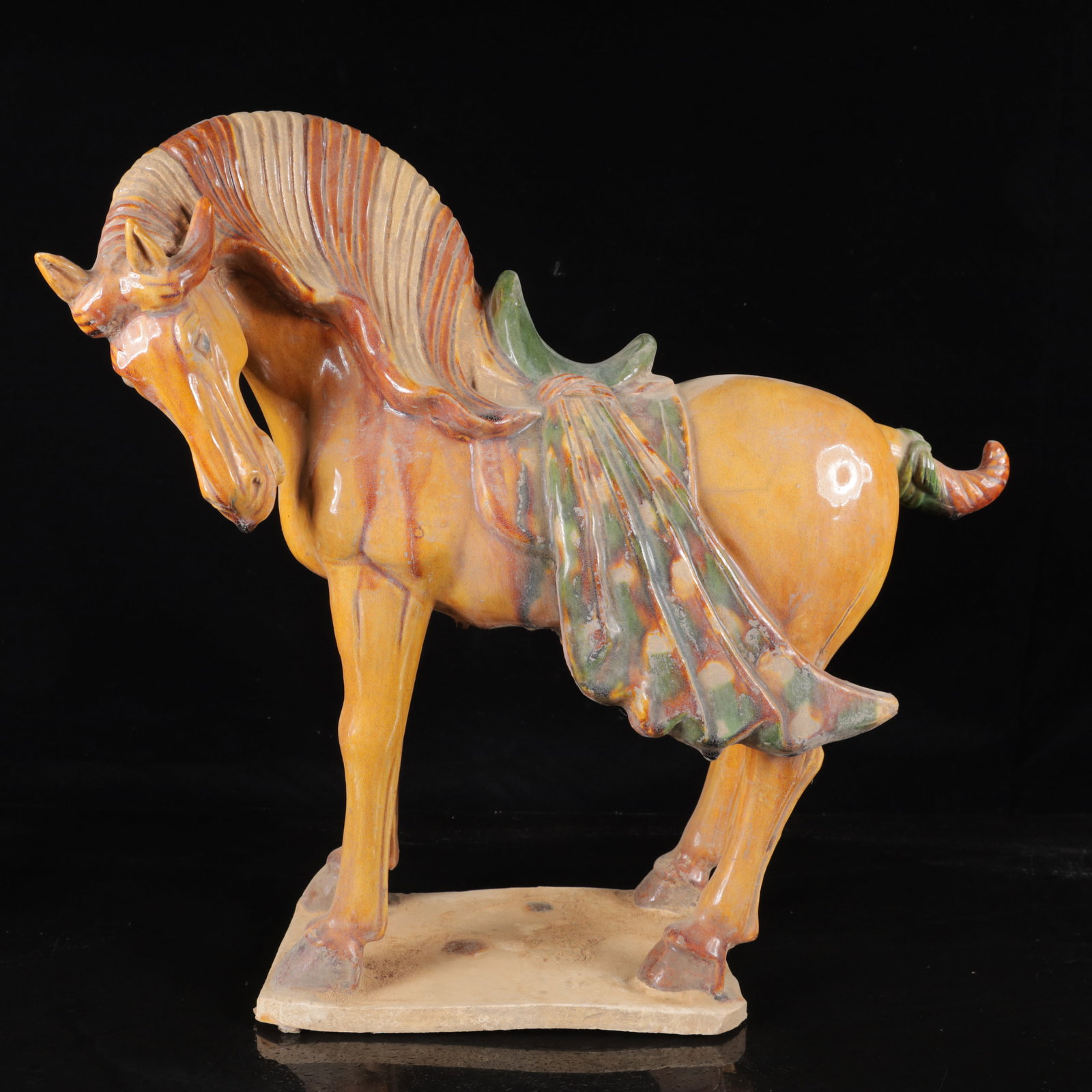 An Exquisite Tang Tri-Color Glazed Pottery Horse Ornament (1 of 12)