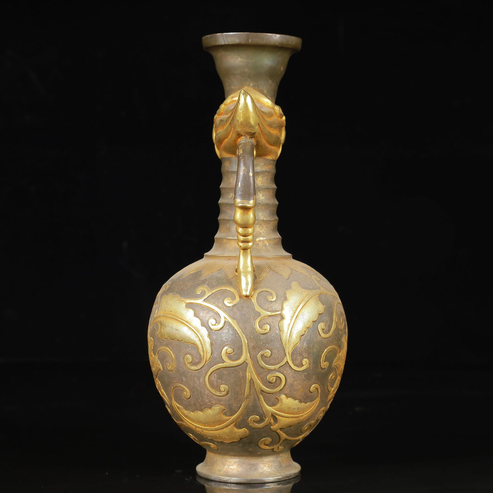 An Exquisite Gilt Silver Flower Pattern Ewer - 13