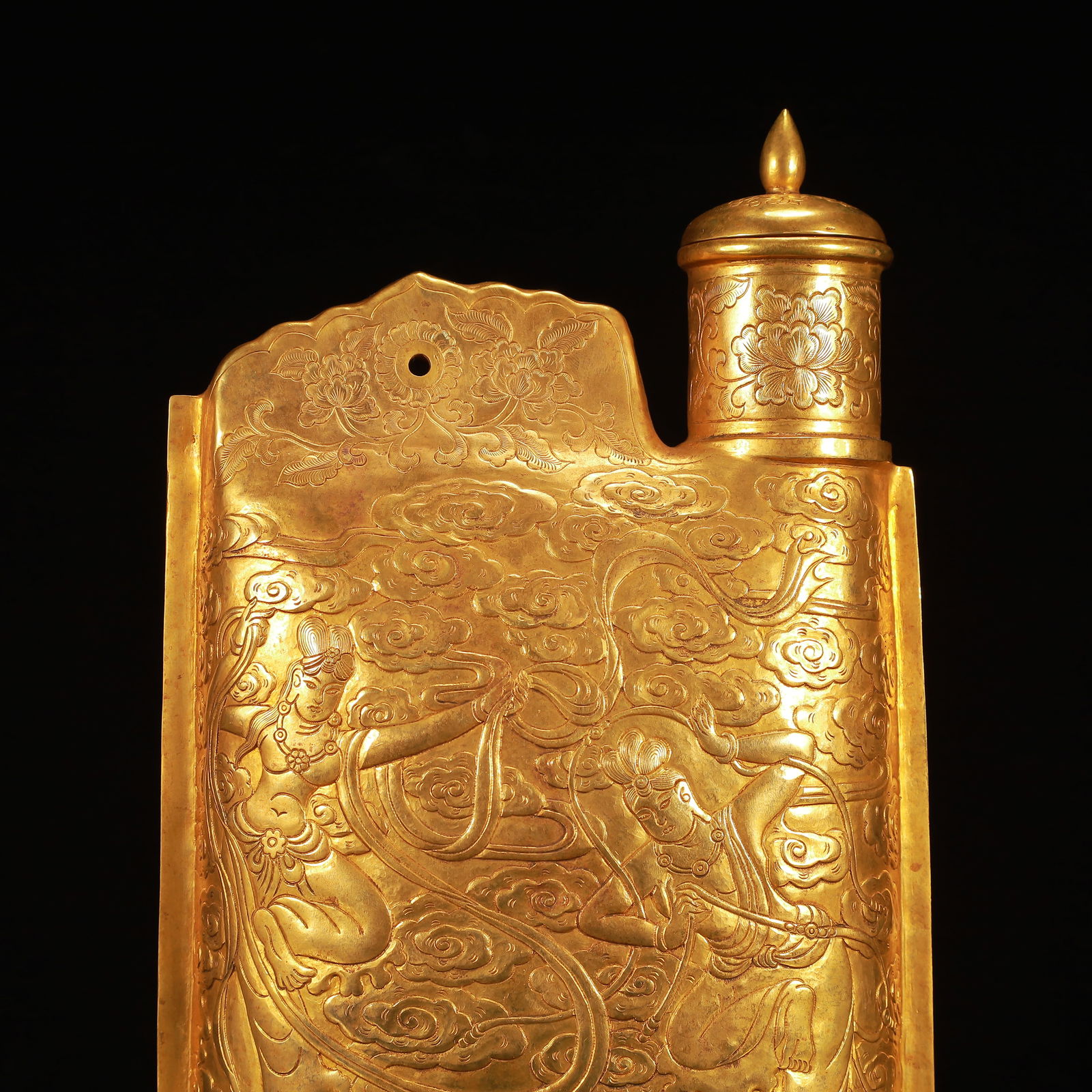 A Rare Gilt Bronze Figure Pattern Bottle - 7