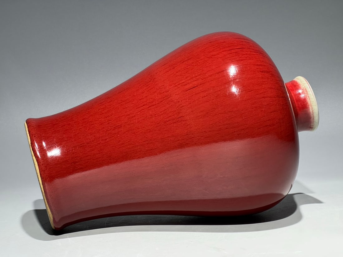 An Exquisite Red Glazed Vase - 6