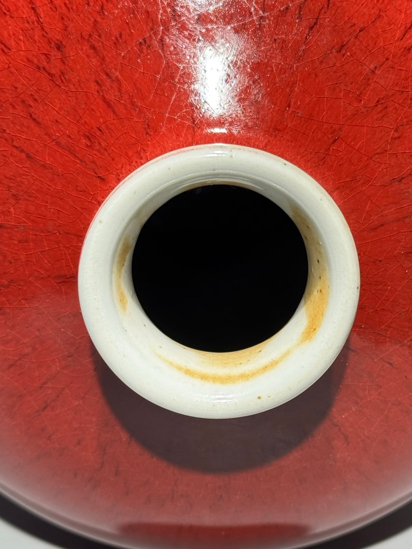 An Exquisite Red Glazed Vase - 7