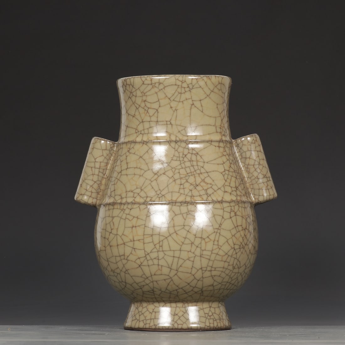An Exquisite Ge yao Yellow Glazed Double-Ears Vase (1 of 9)
