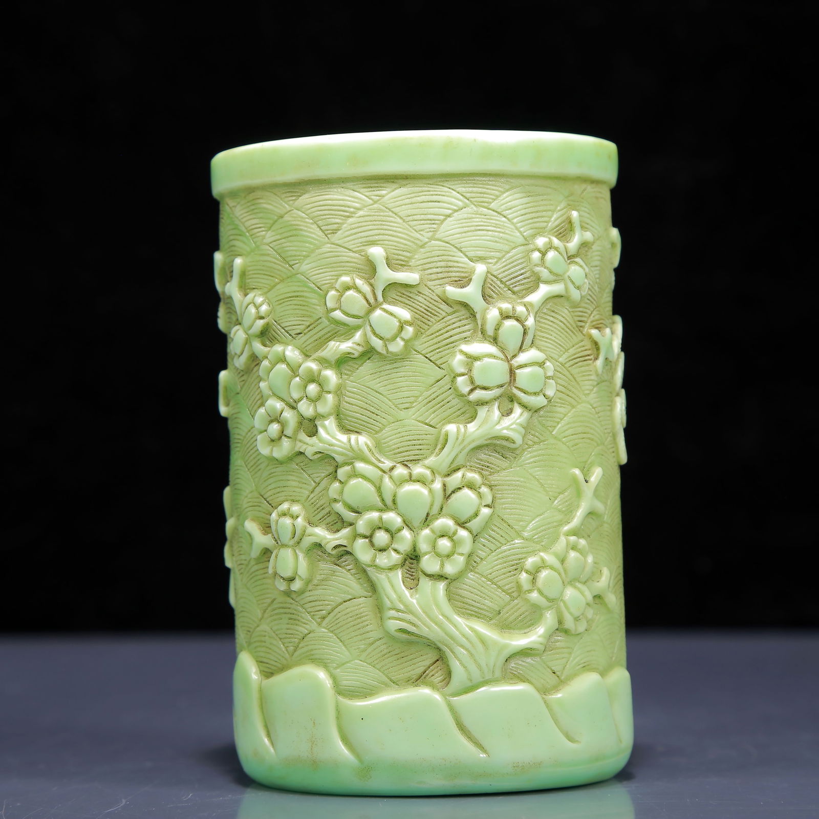 An Exquisite Glass Green Glazed Flower Pattern Brush Pot (1 of 6)