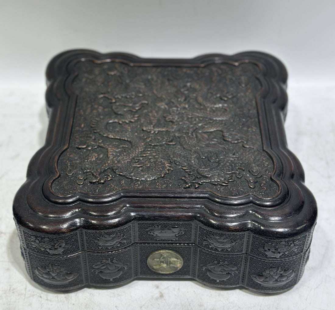 An Exquisite Zitanwood Auspicious Cloud and Dragon Pattern Box,With Poem: An Exquisite Zitanwood Auspicious Cloud and Dragon Pattern Box,With Poem,Qing Dynasty, China,Size:10.2inx10.2inx3.7in 紫檀木祥云龙纹盒子,带&