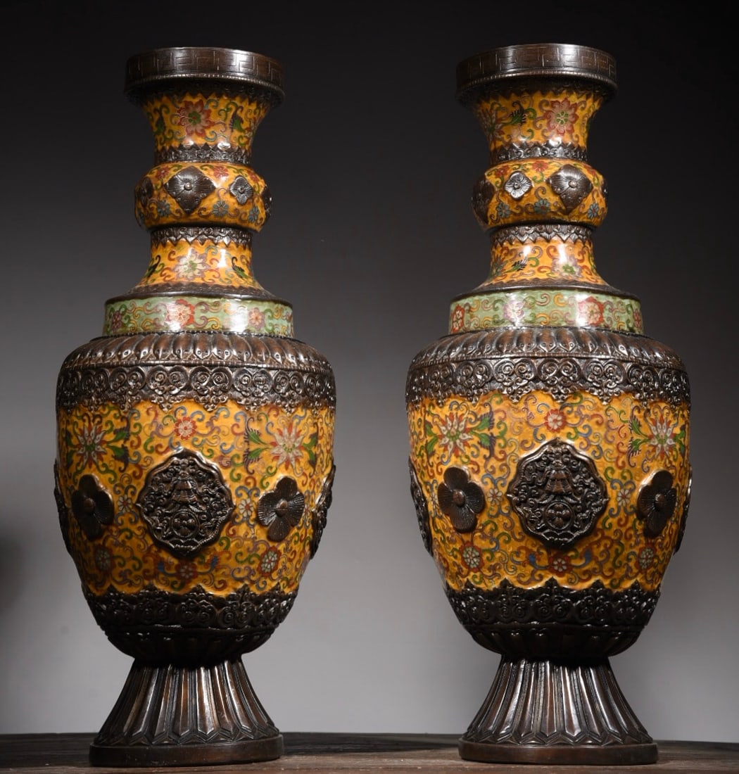 A Pair of Exquisite Cloisonne Eight Treasures Pattern Vases (1 of 9)