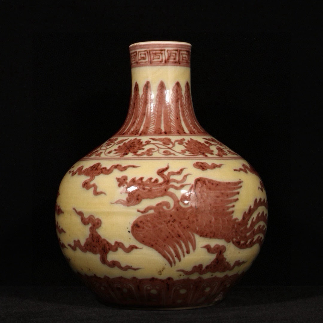 An Exquisite Underglaze-Red Auspicious Cloud and Phoenix Pattern Vase - 5