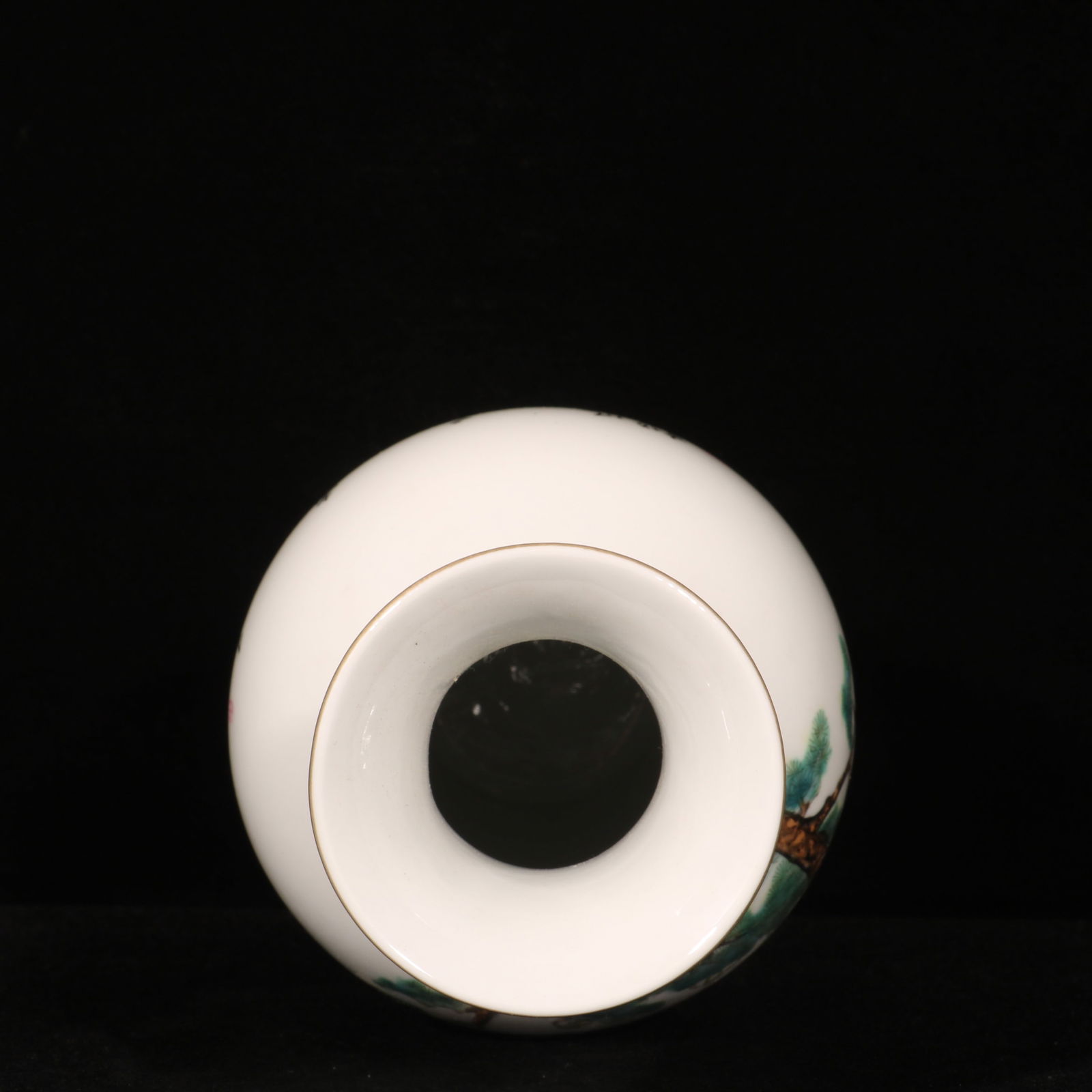 An Exquisite Enamel Pine and Tiger Pattern Vase - 9