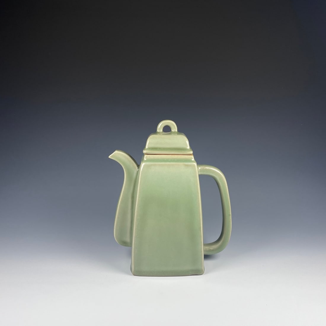An Exquisite Longquan yao Teapot (1 of 9)