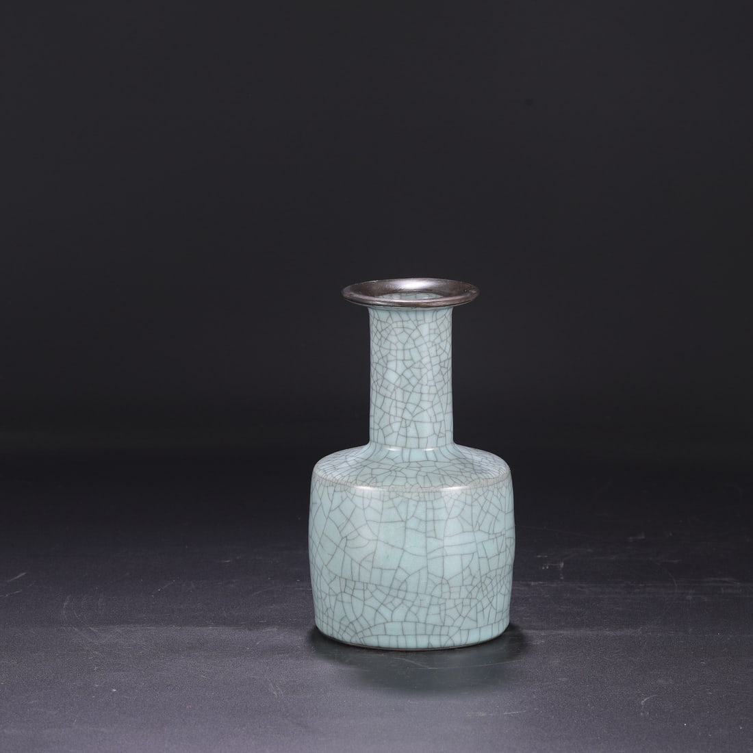 An Exquisite Guan yao Celadon Glazed Cover with Silver Vase,with an Imperial Poem by Emperor: An Exquisite Guan yao Celadon Glazed Cover with Silver Vase,with an Imperial Poem by Emperor Qianlong,Song Dynasty,China,Size:8.7inx4.7in 官窑青釉银口瓶,ñ