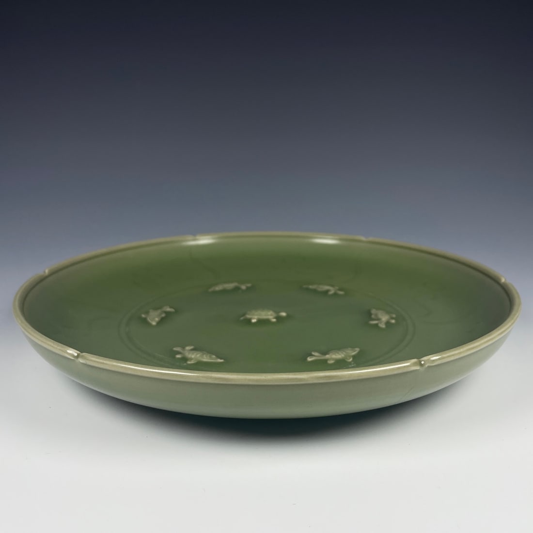 An Exquisite Longquan yao Fish Pattern Plate (1 of 9)